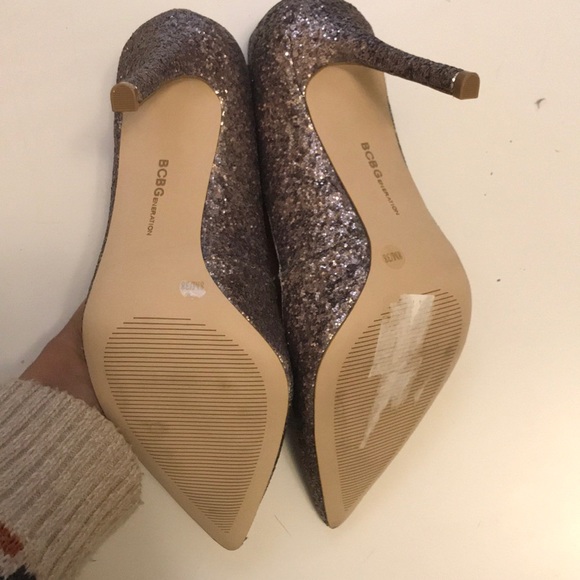 New BCBG heels - Picture 3 of 3